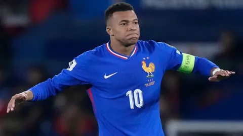 卡塔尔即将官宣收购曼联大动作